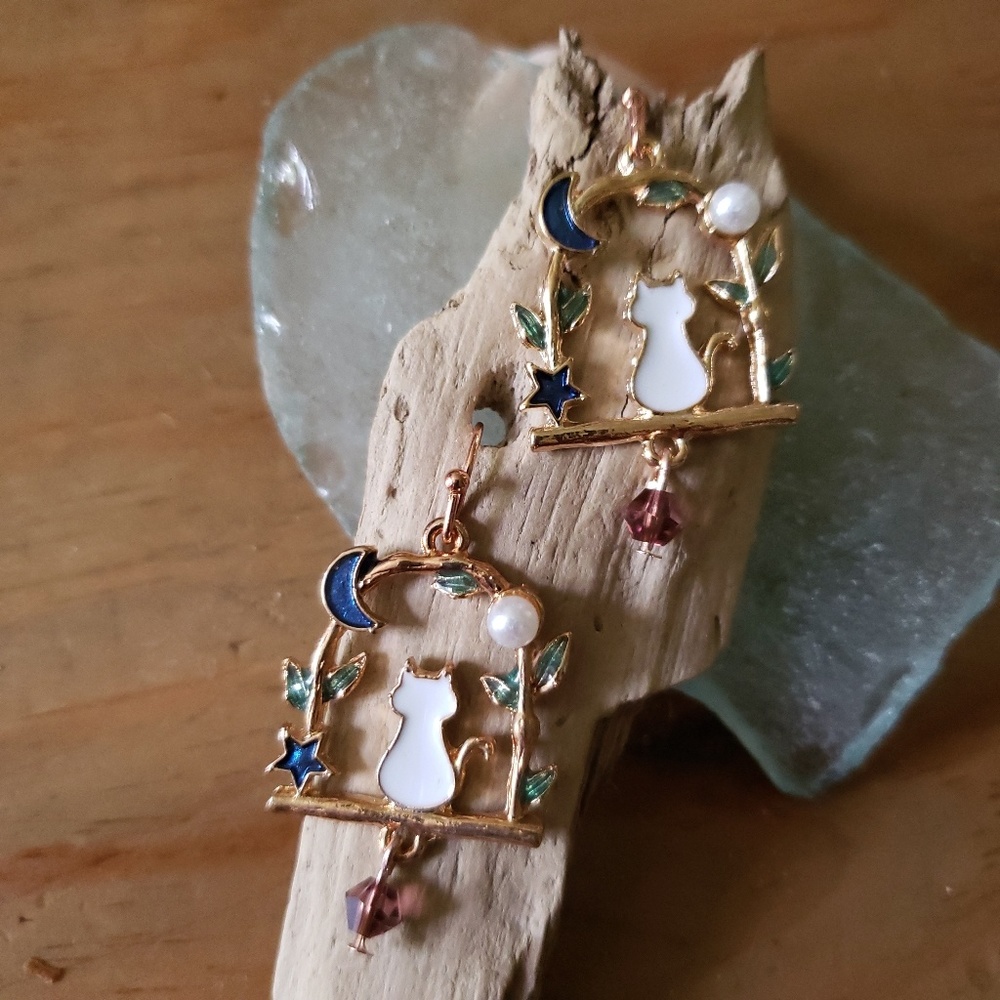 Handmade Japanese Cat Swarovski Crystal Earrings